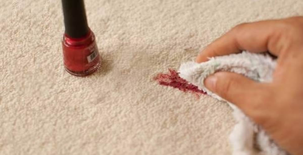 Como quitar mancha de esmalte de la ropa