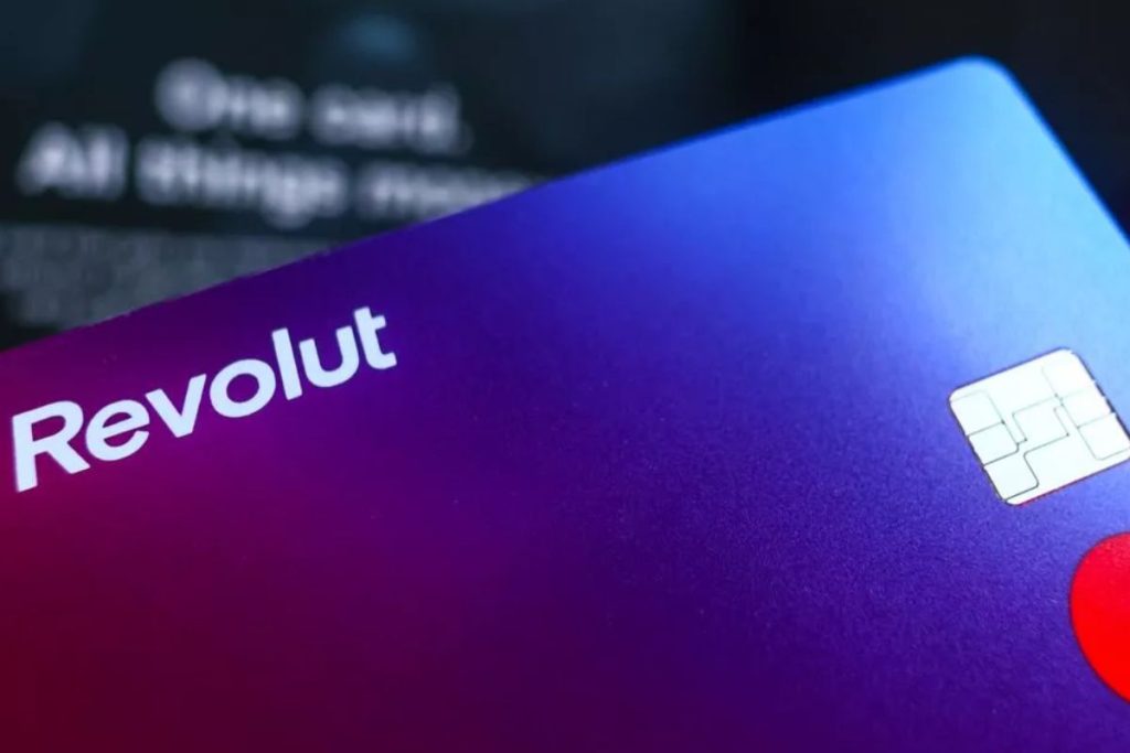 Présentation de la Carte Revolut Plus